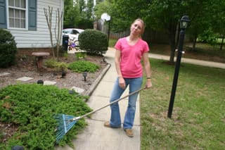 Mary with snake-fighting equipment