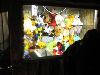 Giant plush crane game - Gothenborg, Sweden