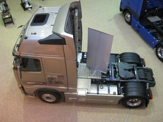 Volvo 80
