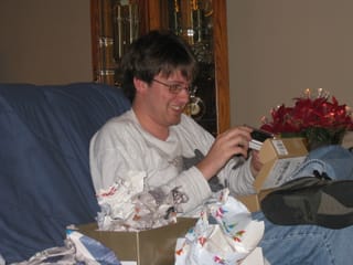 Opening the iPod 2