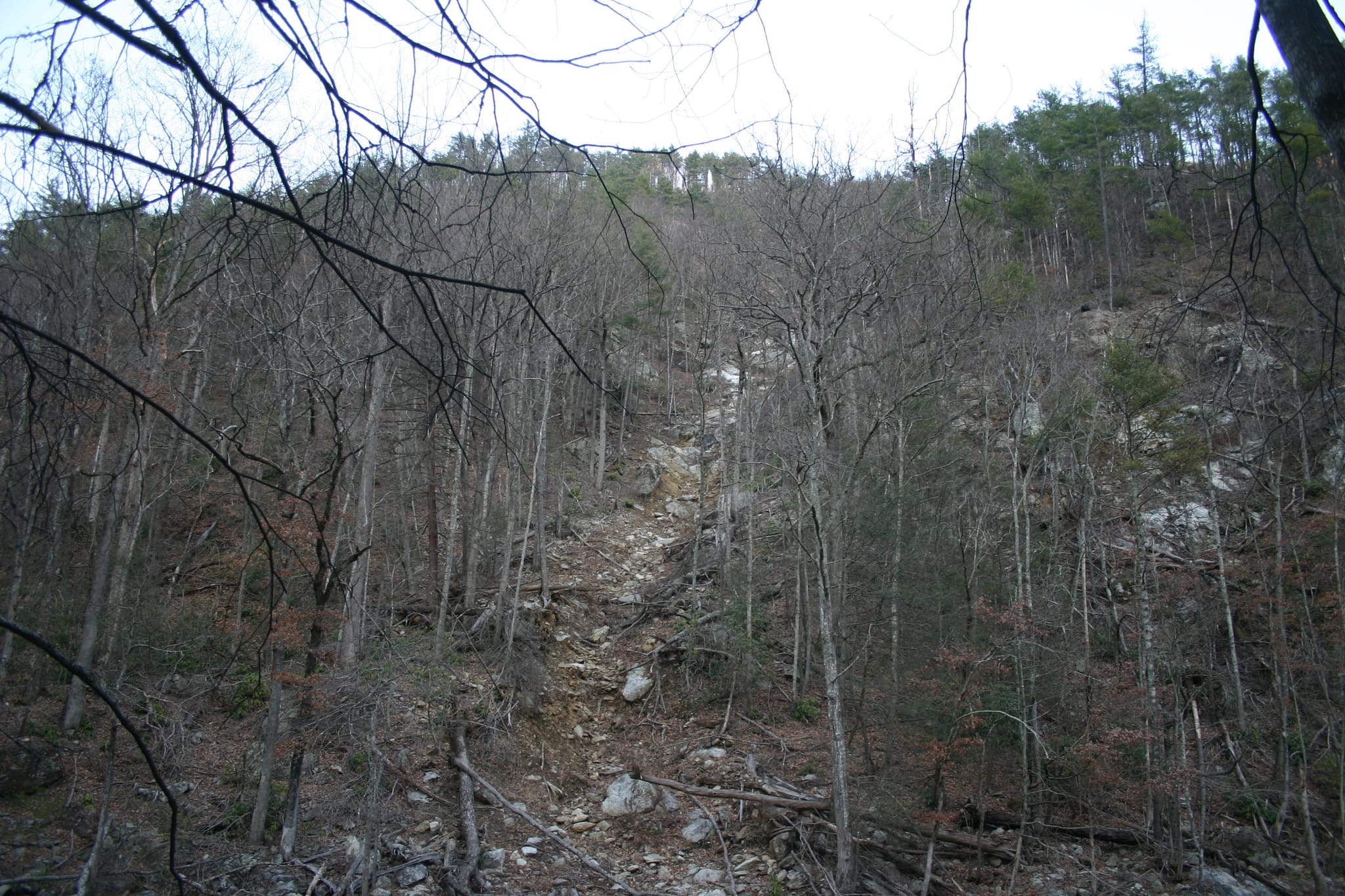 Dry drain spout - Linville River