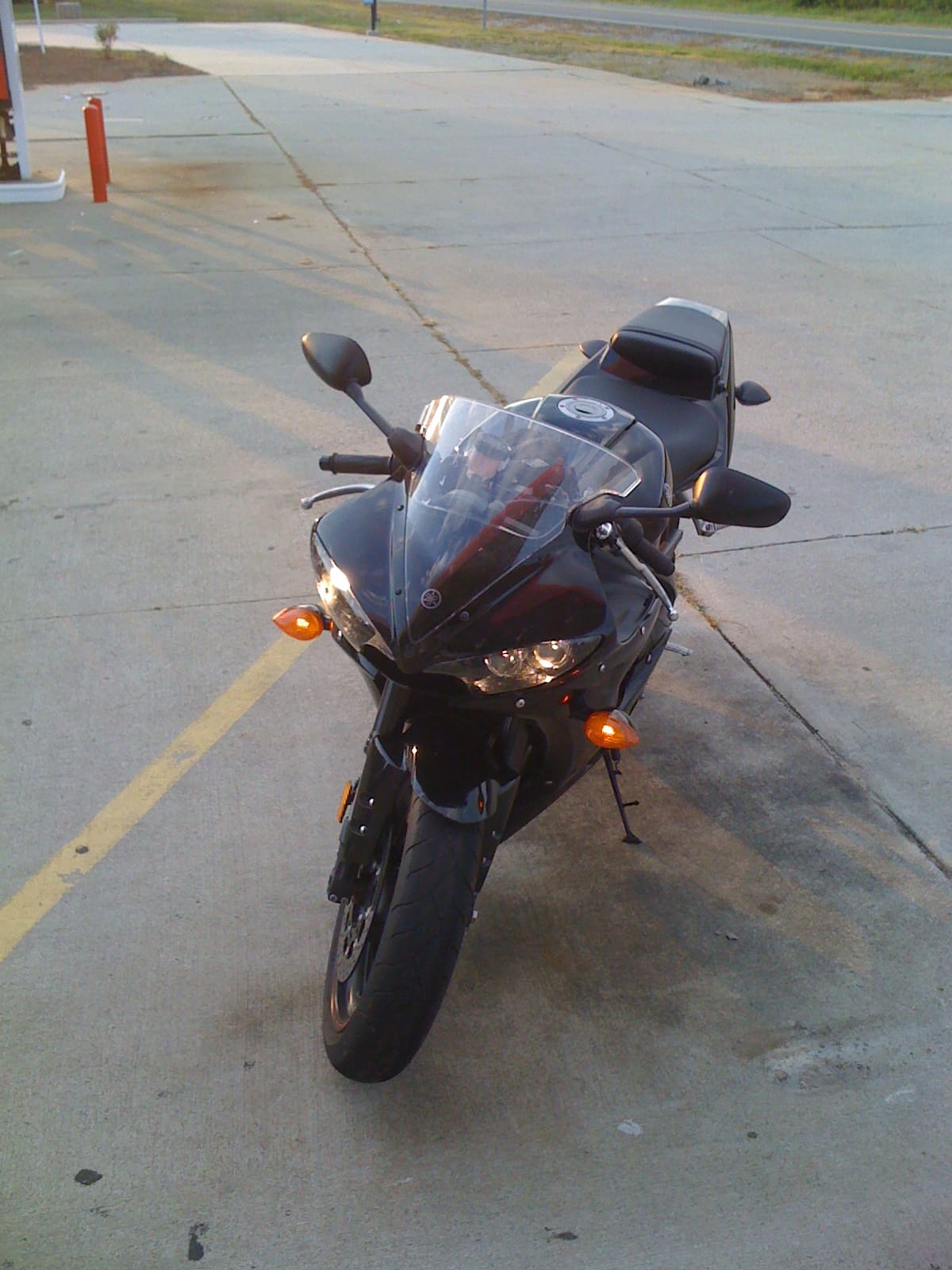 Yamaha R6 - ride through Rockingham County