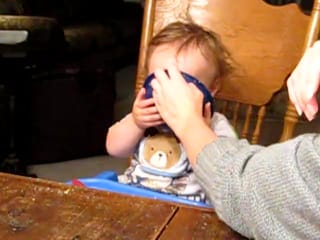 Robert - Nom, Nom, Nom!