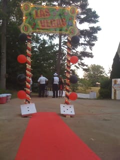 Roll out the red carpet for the High Rollers!