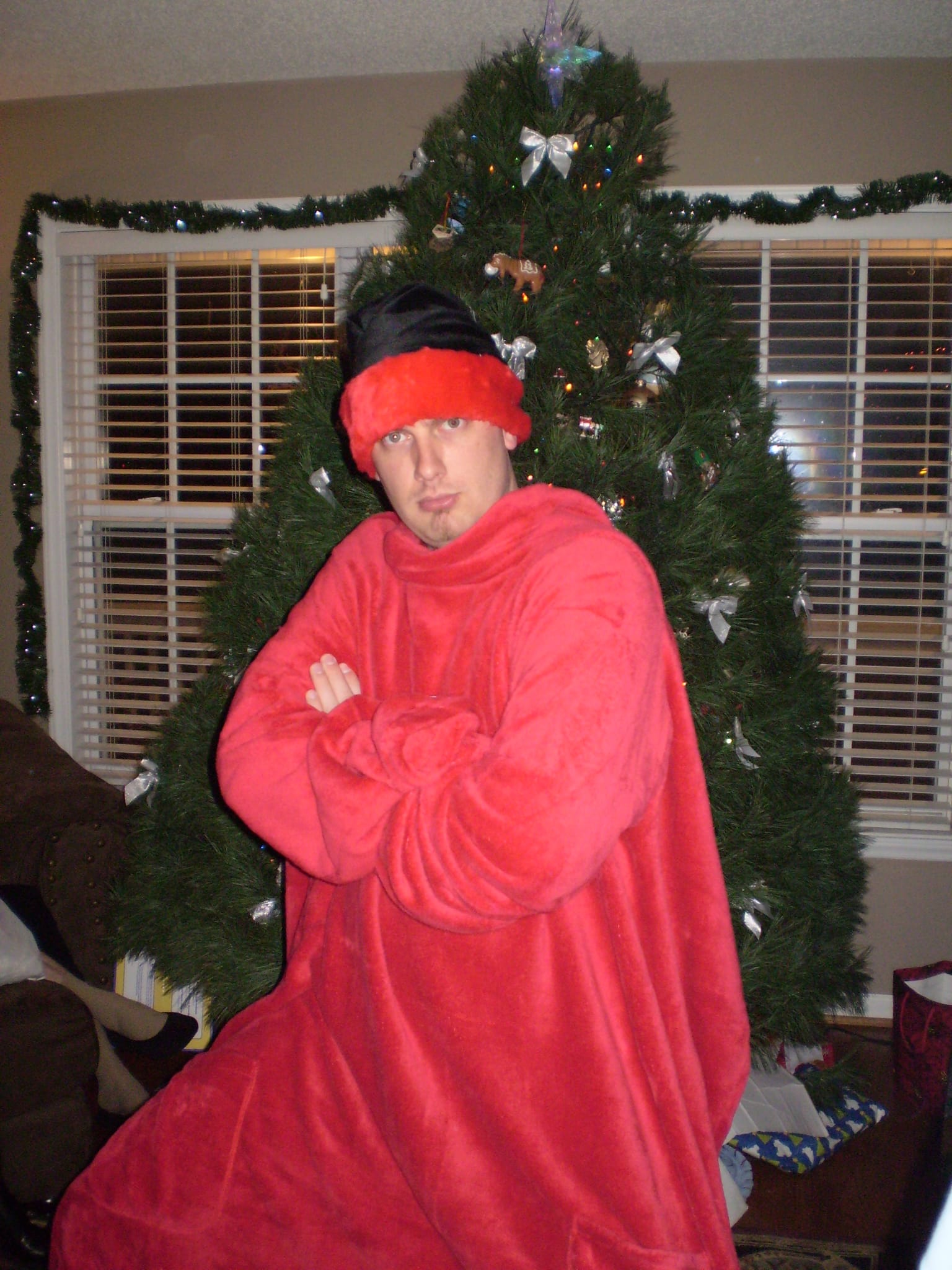 It's a snuggy foo!