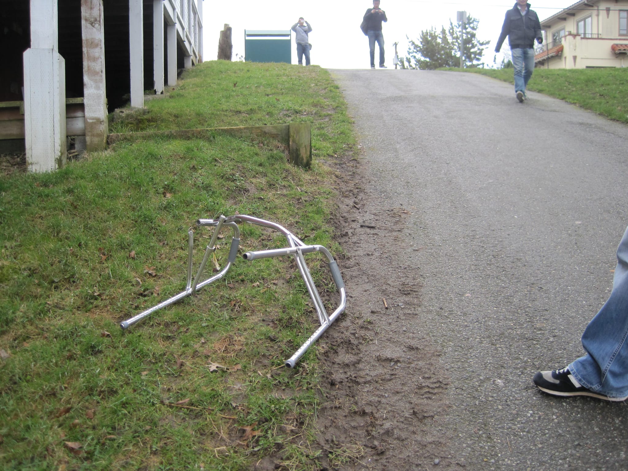 Insufficent equipment for hill