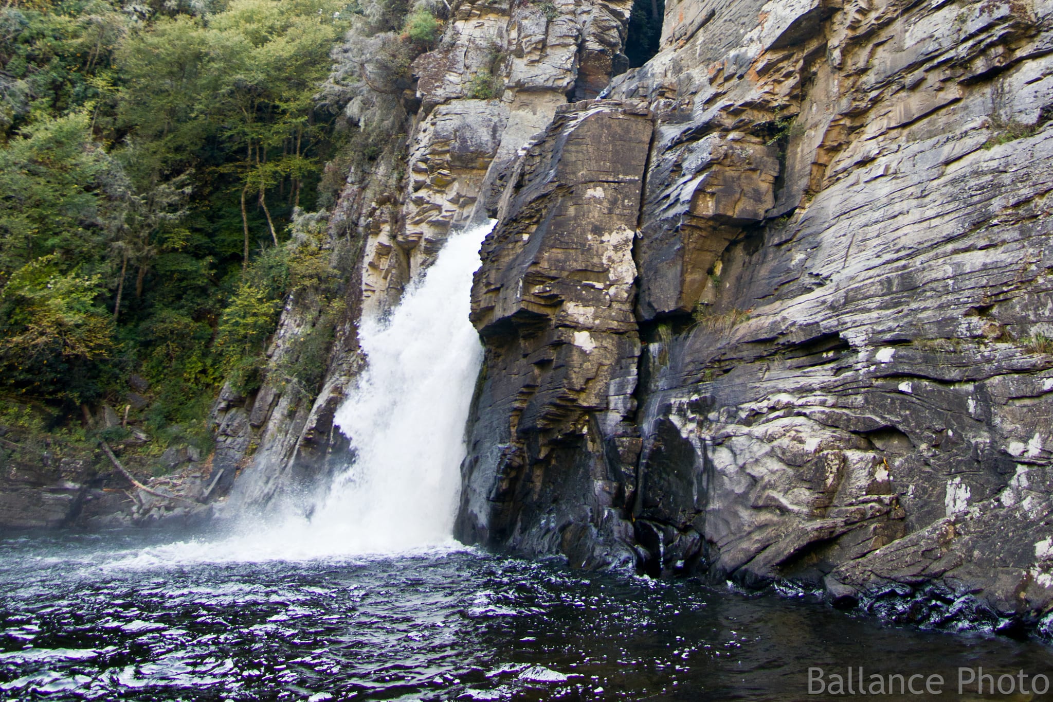 Linville Falls -  basin plunge view