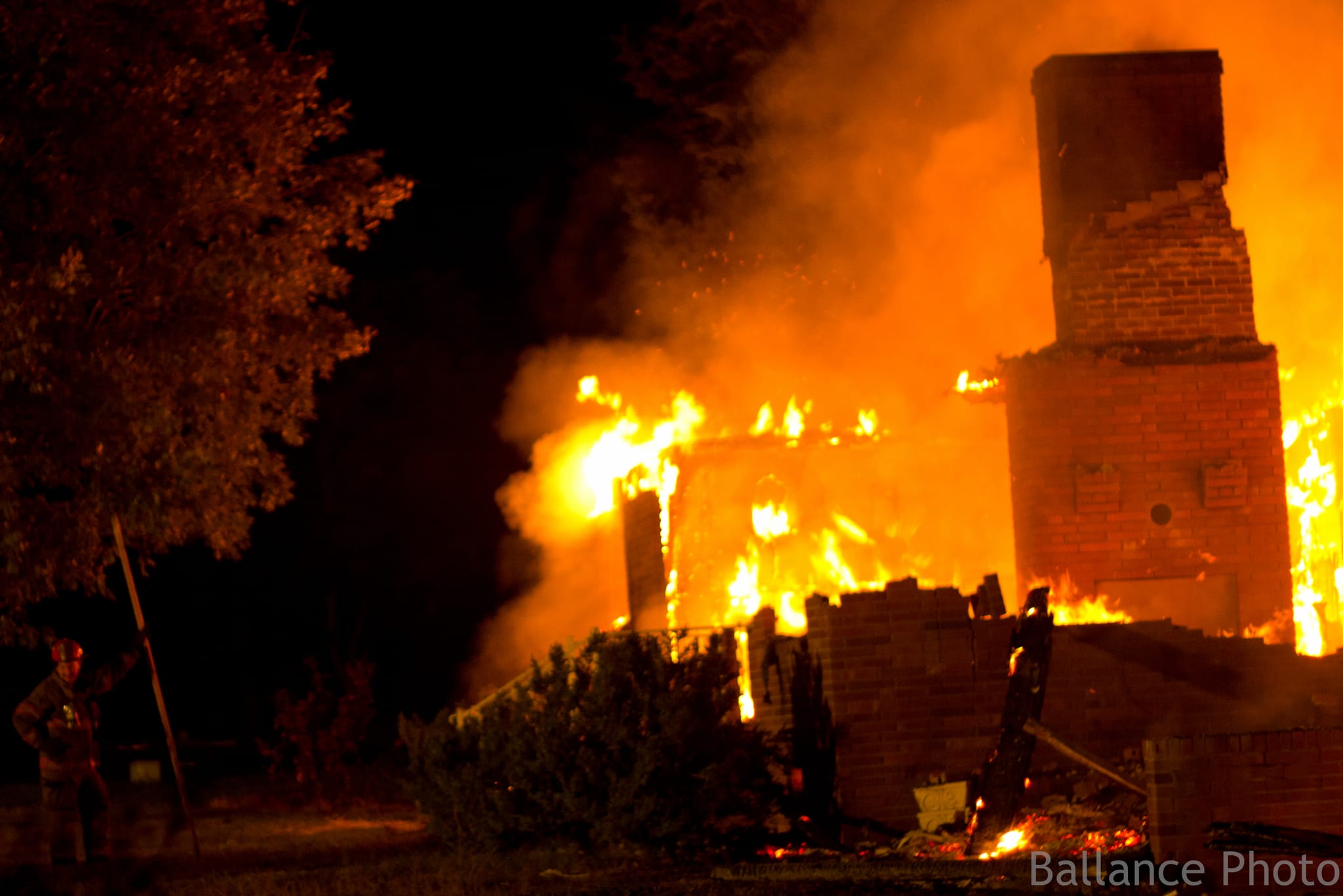Firefighter and buring building