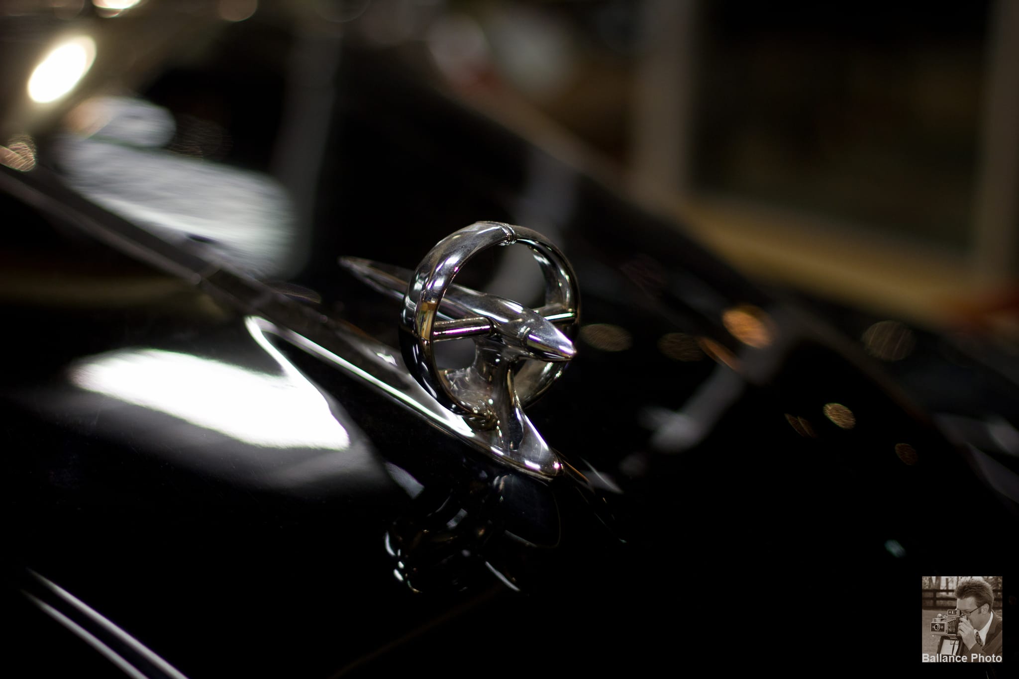 Hood Ornament - Oldsmobile?